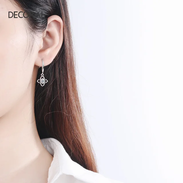 S925 Clover Earrings with Sparkling Zircon Diamonds Hypoallergenic Lucky Flower