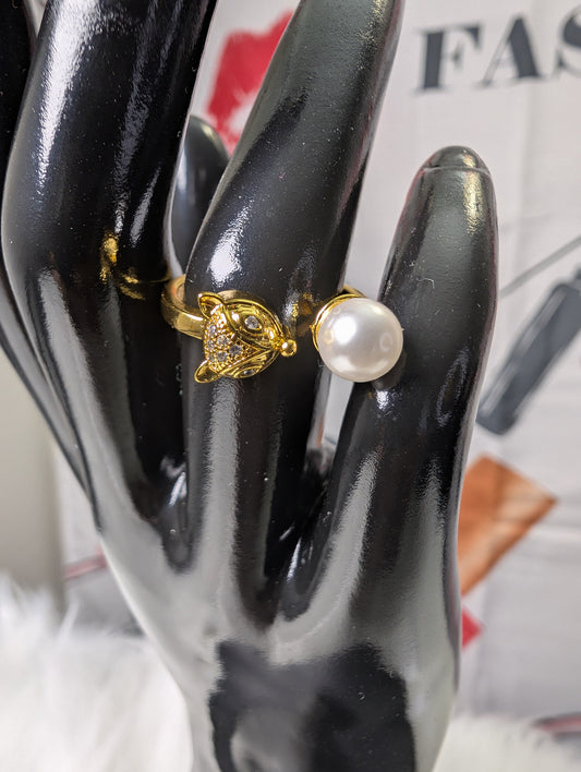 Gold Fox Head Ring with Pave Crystals and Pearl | Animal Motif Jewelry