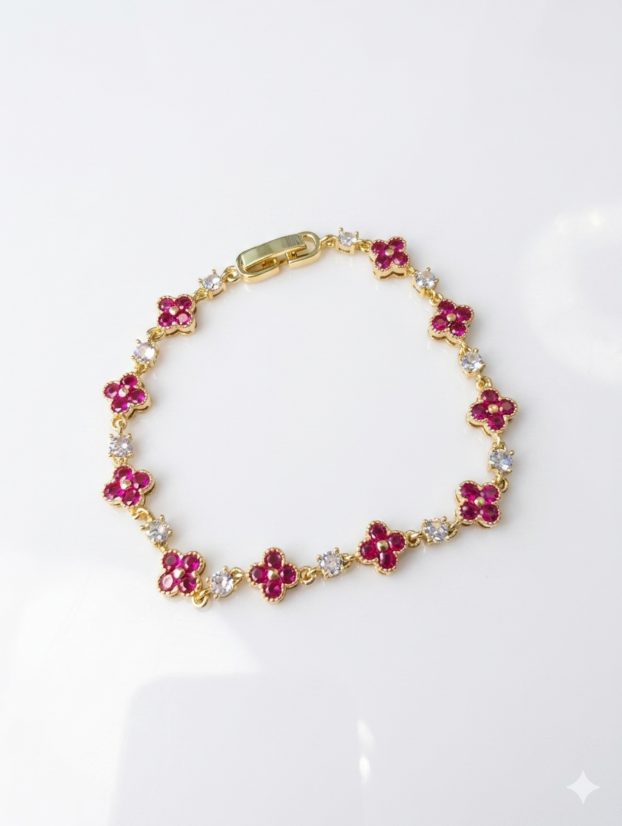 Elegant Clover Floral Crystal Bracelet – Gold-Plated Sparkling Gemstone Link Bracelet